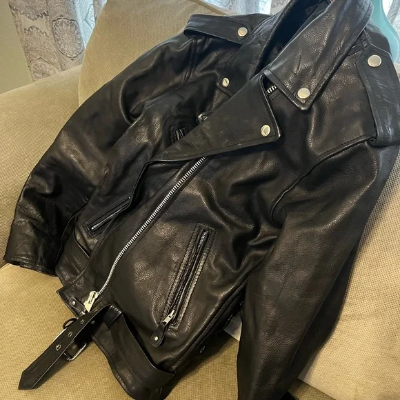 Unspecified brand, XL (faux?) leather jacket. Very punk. - Picture 2 of 4